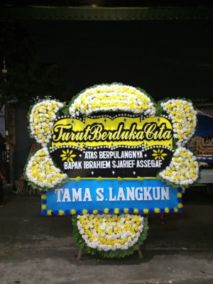 Papan Bunga Duka di Semper Barat