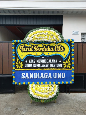 Papan Bunga Duka di Semper Barat